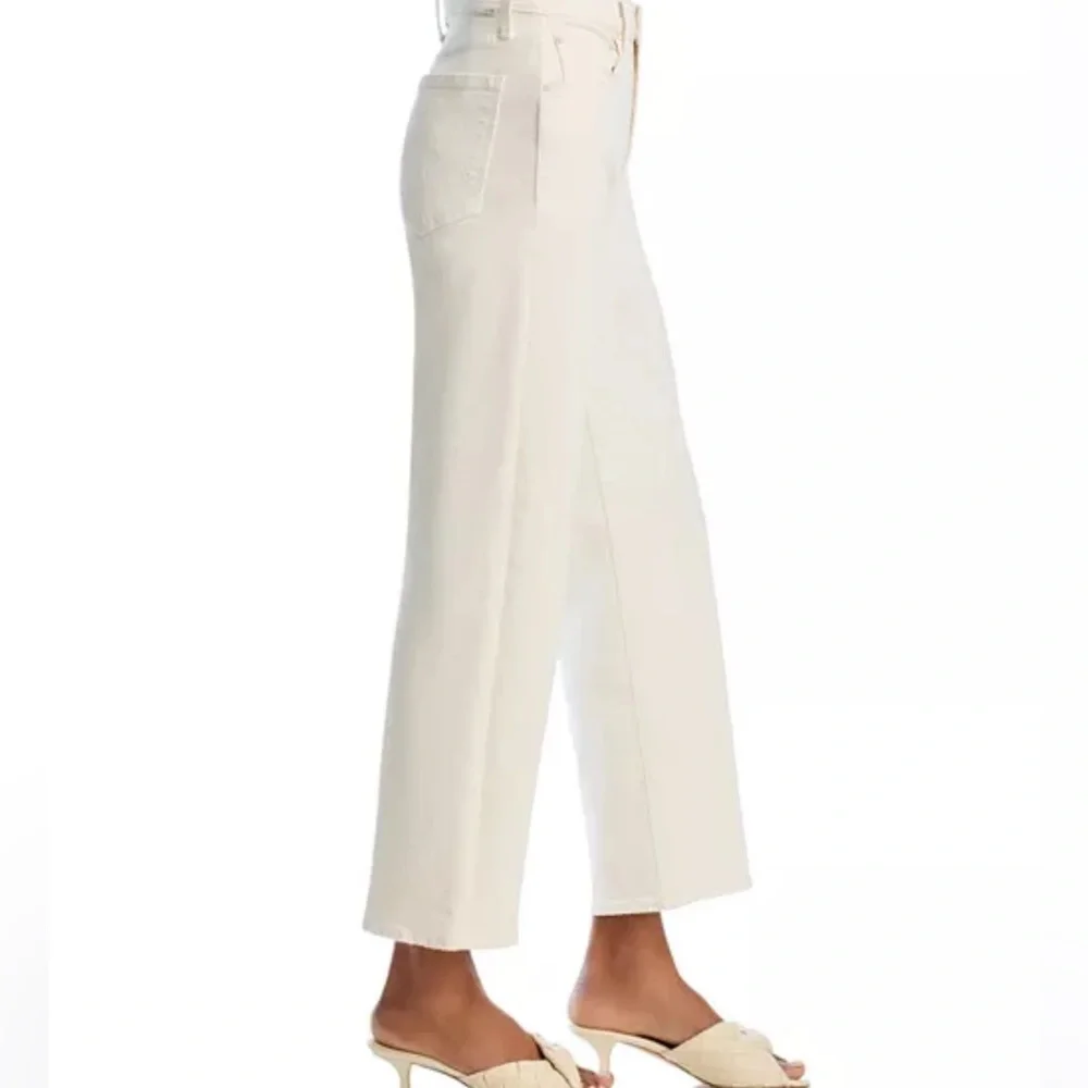 MOTHER Women's Cream Ankle & Cropped Jeans - Picture 5 of 8